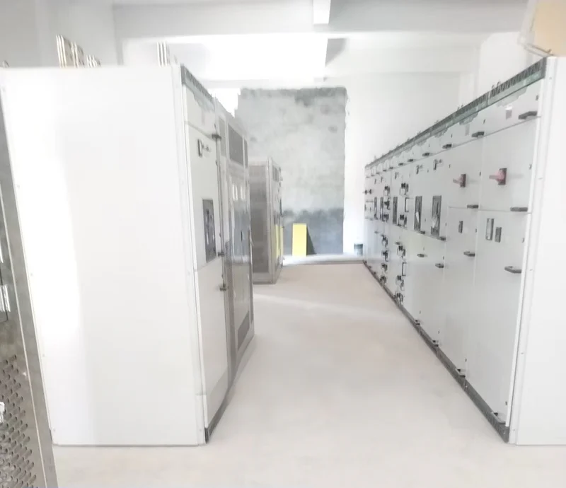 Low noise dry type transformer for a hotel