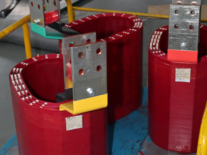 Winding spacing and conductor arrangement detail for insulation coordination