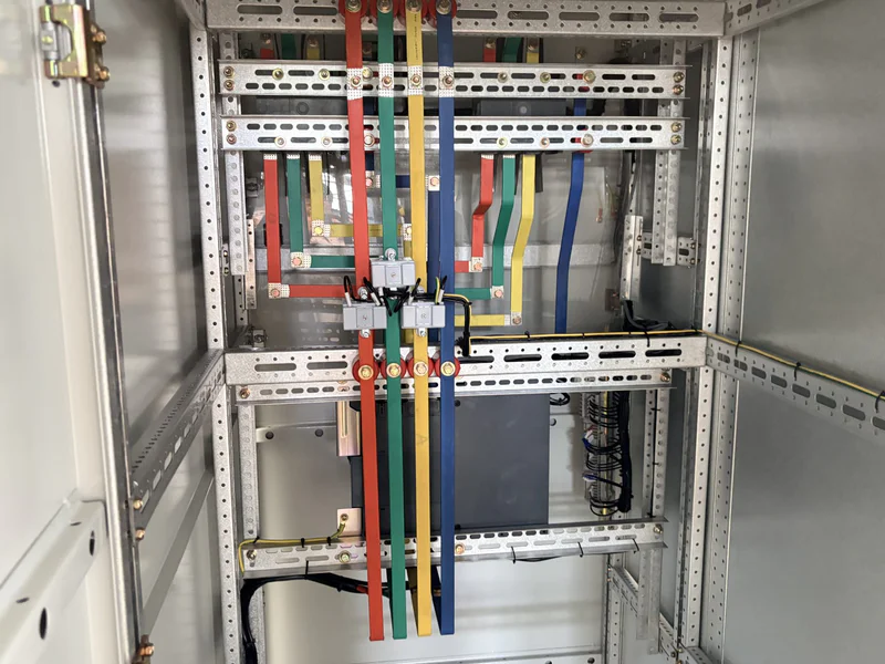 Copper busbar system inside a low voltage cabinet