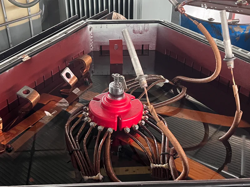 Vacuum drying chamber for transformer windings
